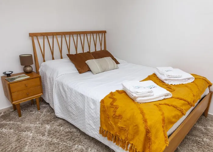 A19 - Tangerine In アパート ラゴス